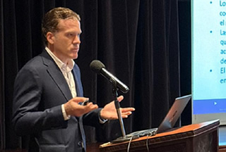 conversatorio para tratar sobre las novedades de las nuevas cargas fiscales sobre utilidades retenidas.