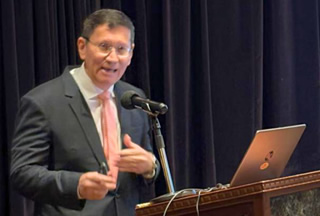 conversatorio para tratar sobre las novedades de las nuevas cargas fiscales sobre utilidades retenidas.